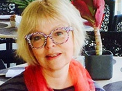 Елена  Костюкович