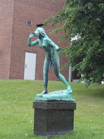 Оденсе, Статуя Эхо в парке Андерсена