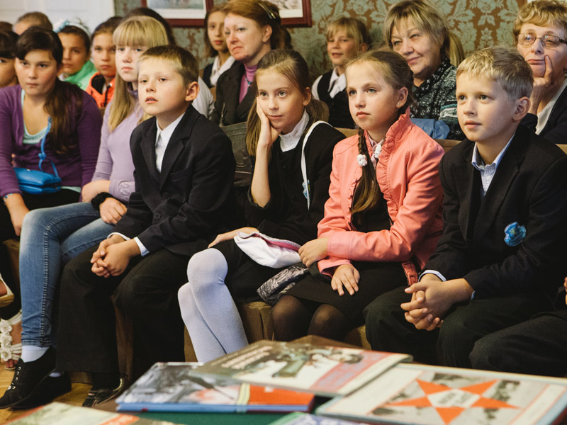 Цикл читательских встреч «Мы читаем о блокаде» в Детском музейном центре г. Санкт-Петербурга